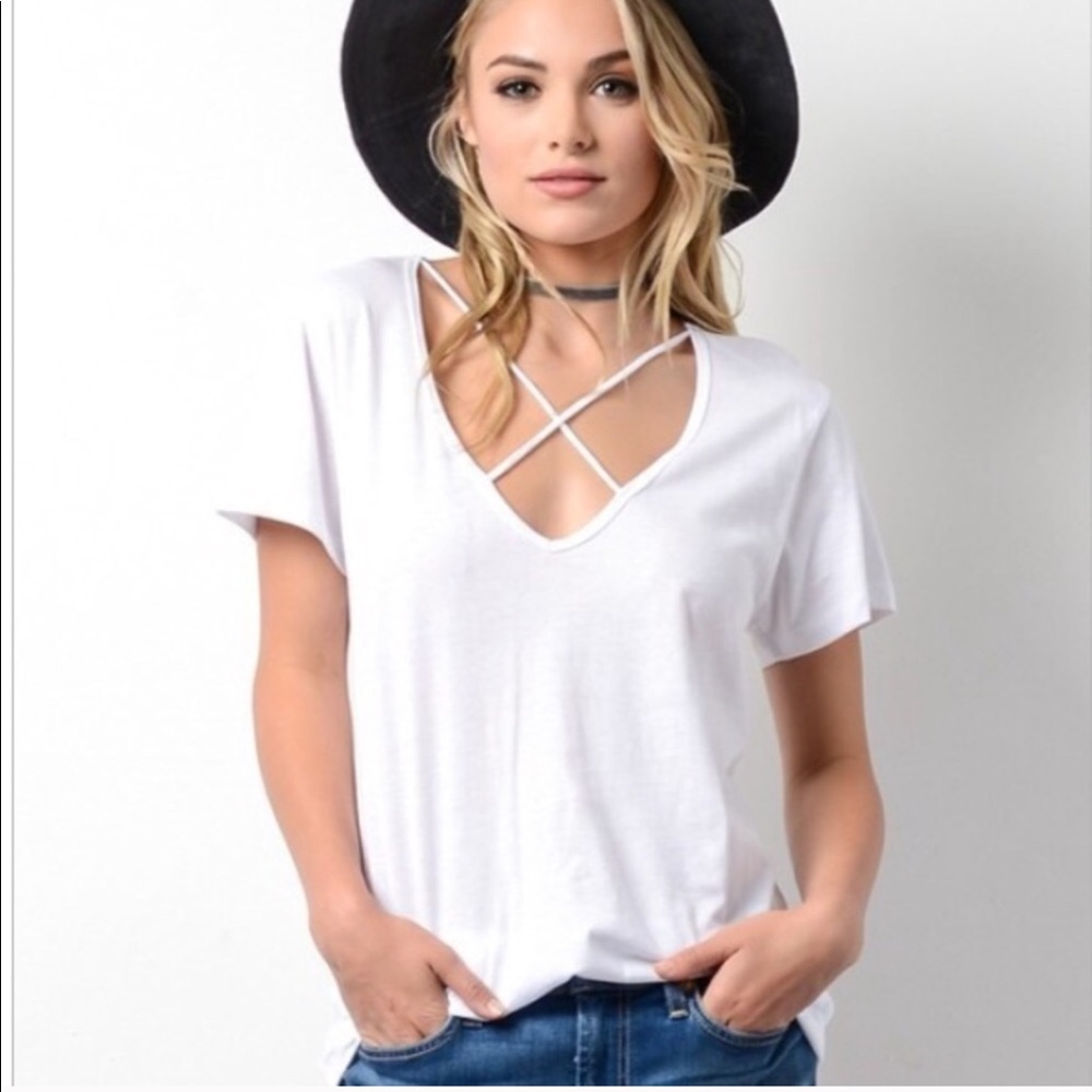 White Criss Cross Short Sleeve Top- Last Medium